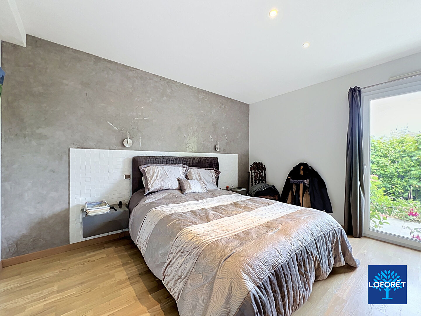 MAISON T6 MATHIEU - 230 m2 - TERRAIN 1040 m²
