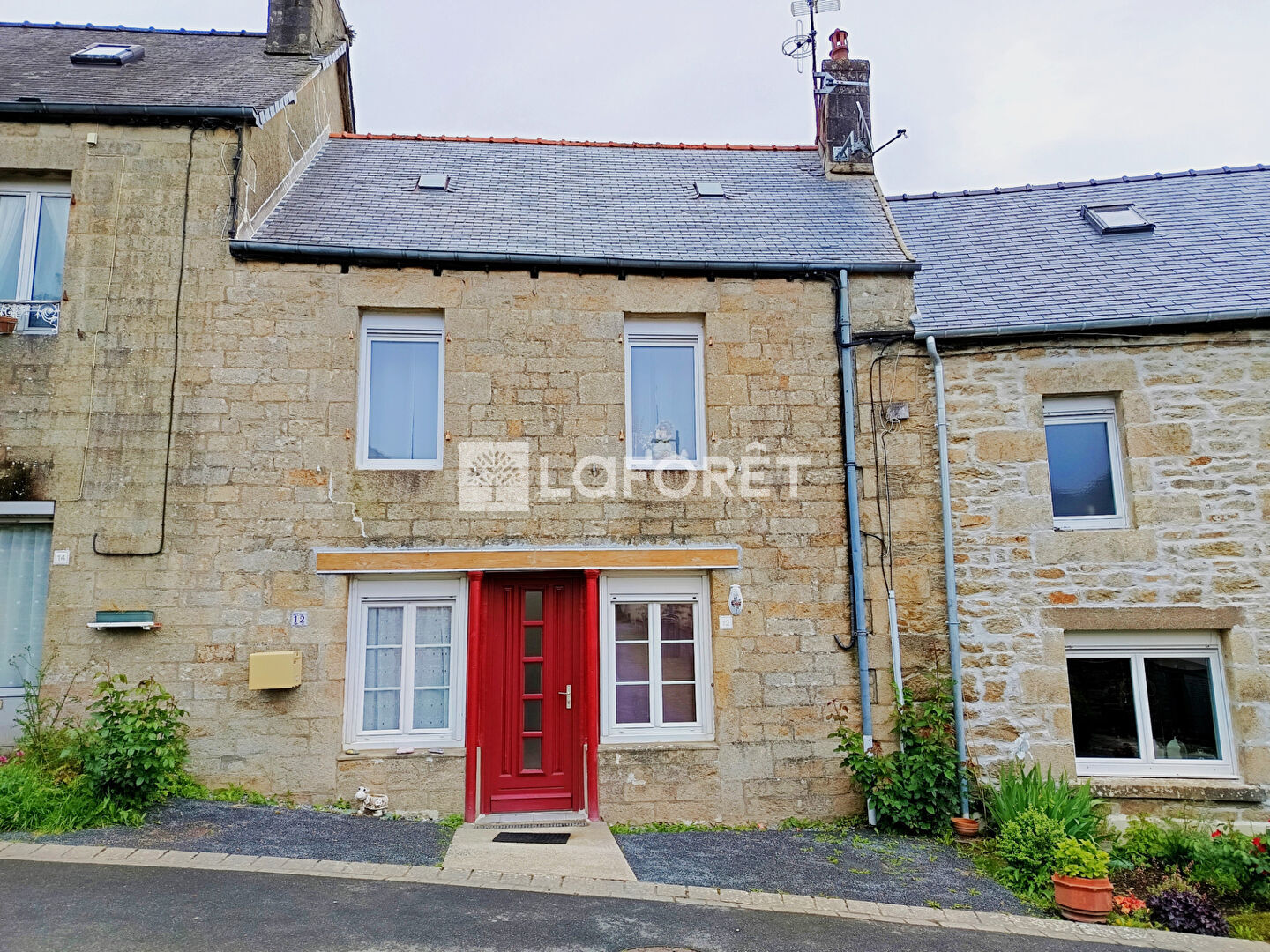 Maison 55m², 3 pièces, 2 chambres à Loguivy-Plougras