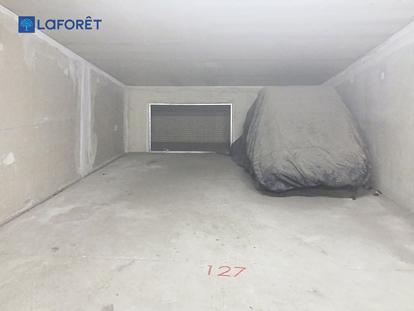 Parking / box Lorient