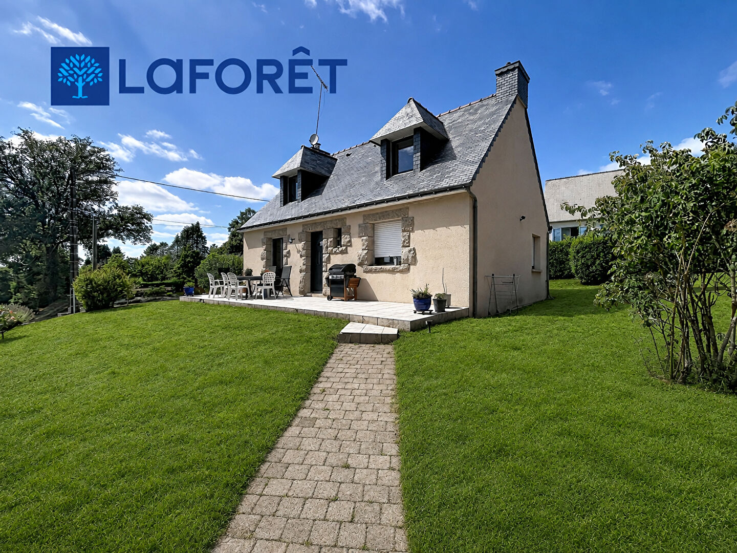 A VENDRE- Maison Guern 4 pièce(s) 100.58 m2