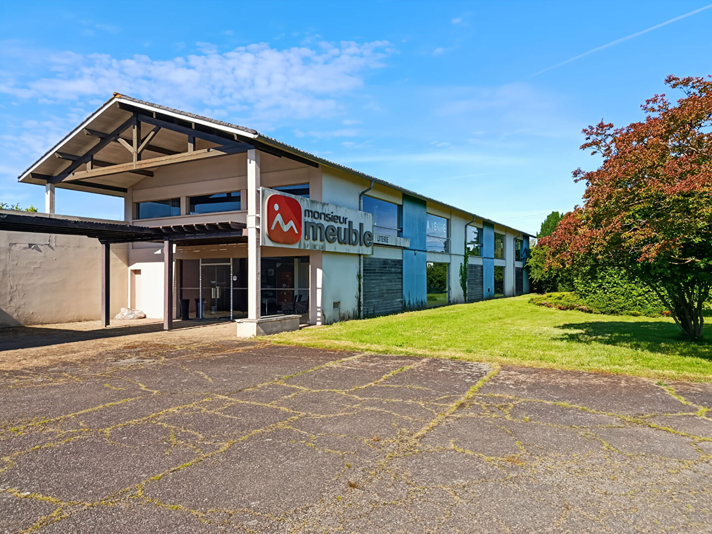Local commercial Saint Sever 600 m2