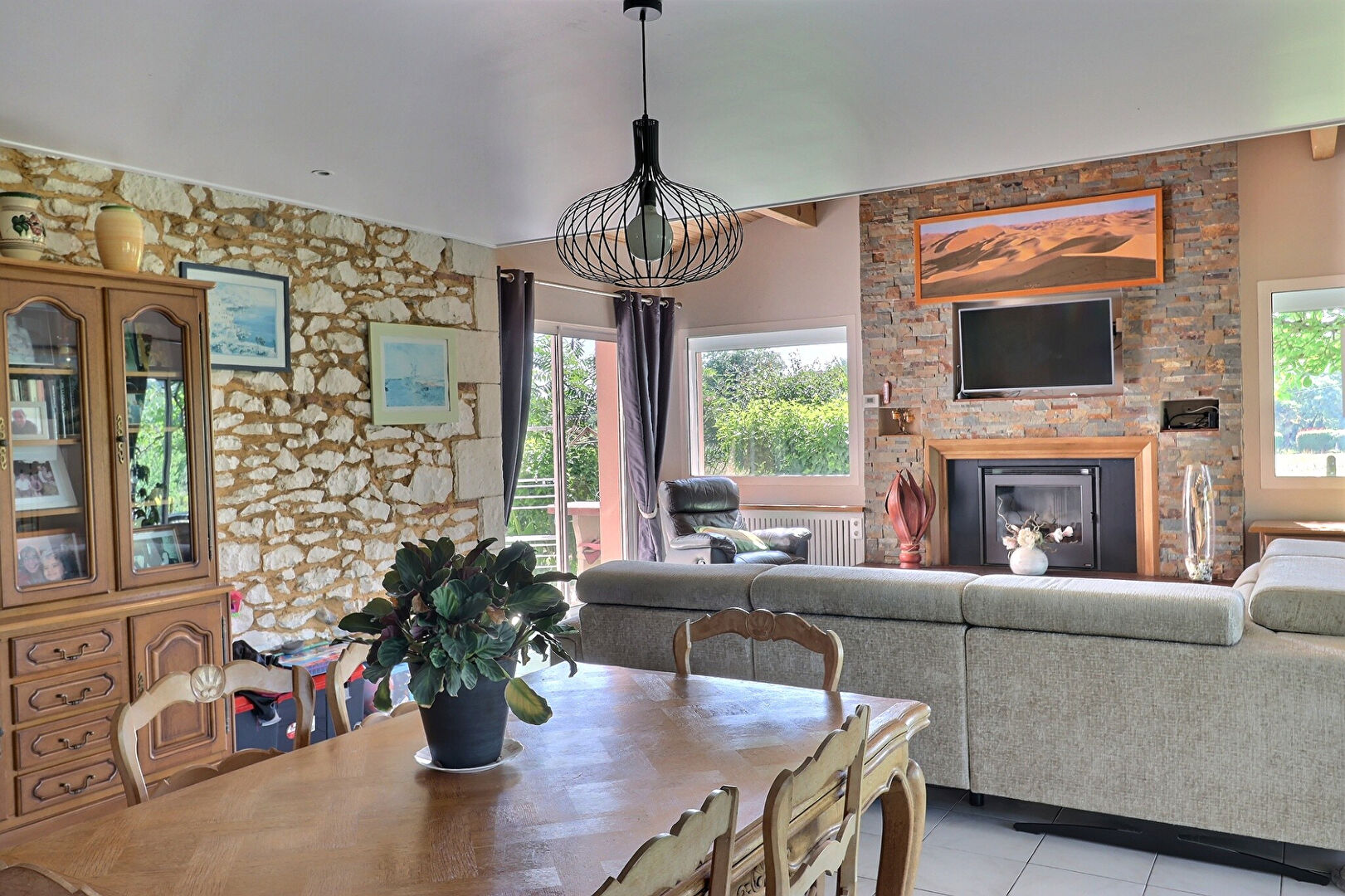 Maison  traditionnelle avec hangar à vendre