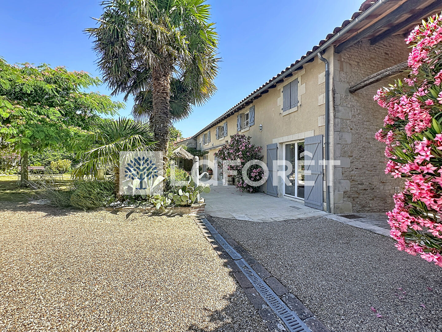 Maison Angliers 7 pièces 167 m2