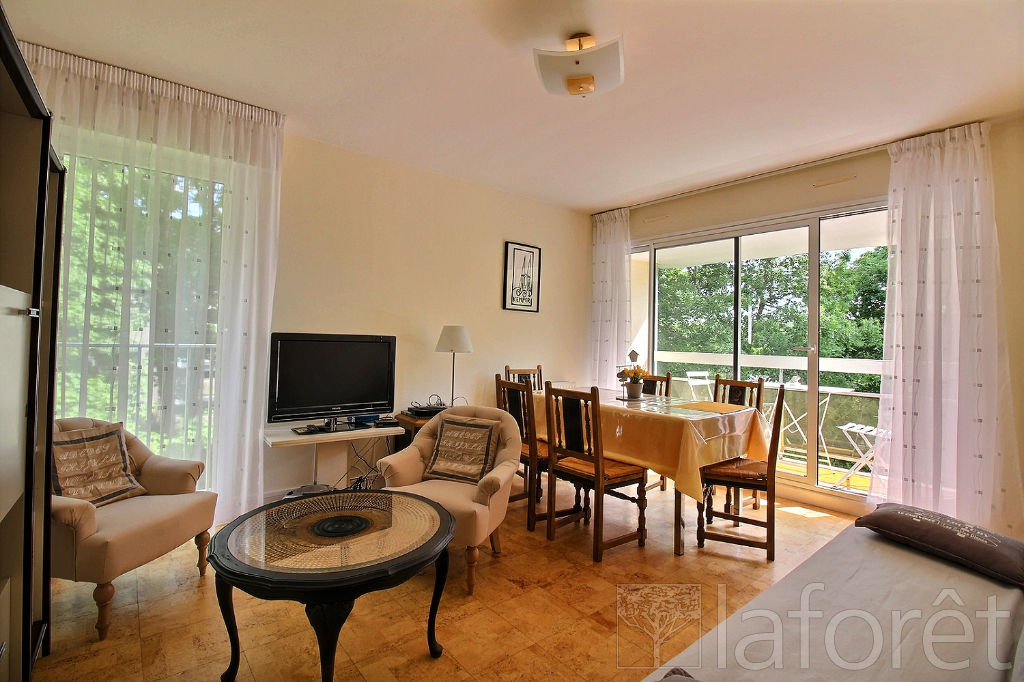 QUIMPER - KERDREZEC - APPARTEMENT T3 MEUBLé POUR ETUDIANTS