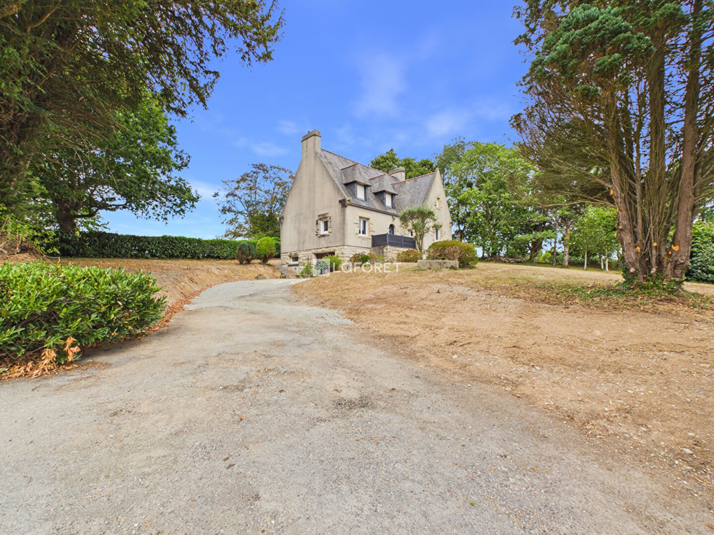 Maison Brasparts 7 pièce(s) 147,6m2