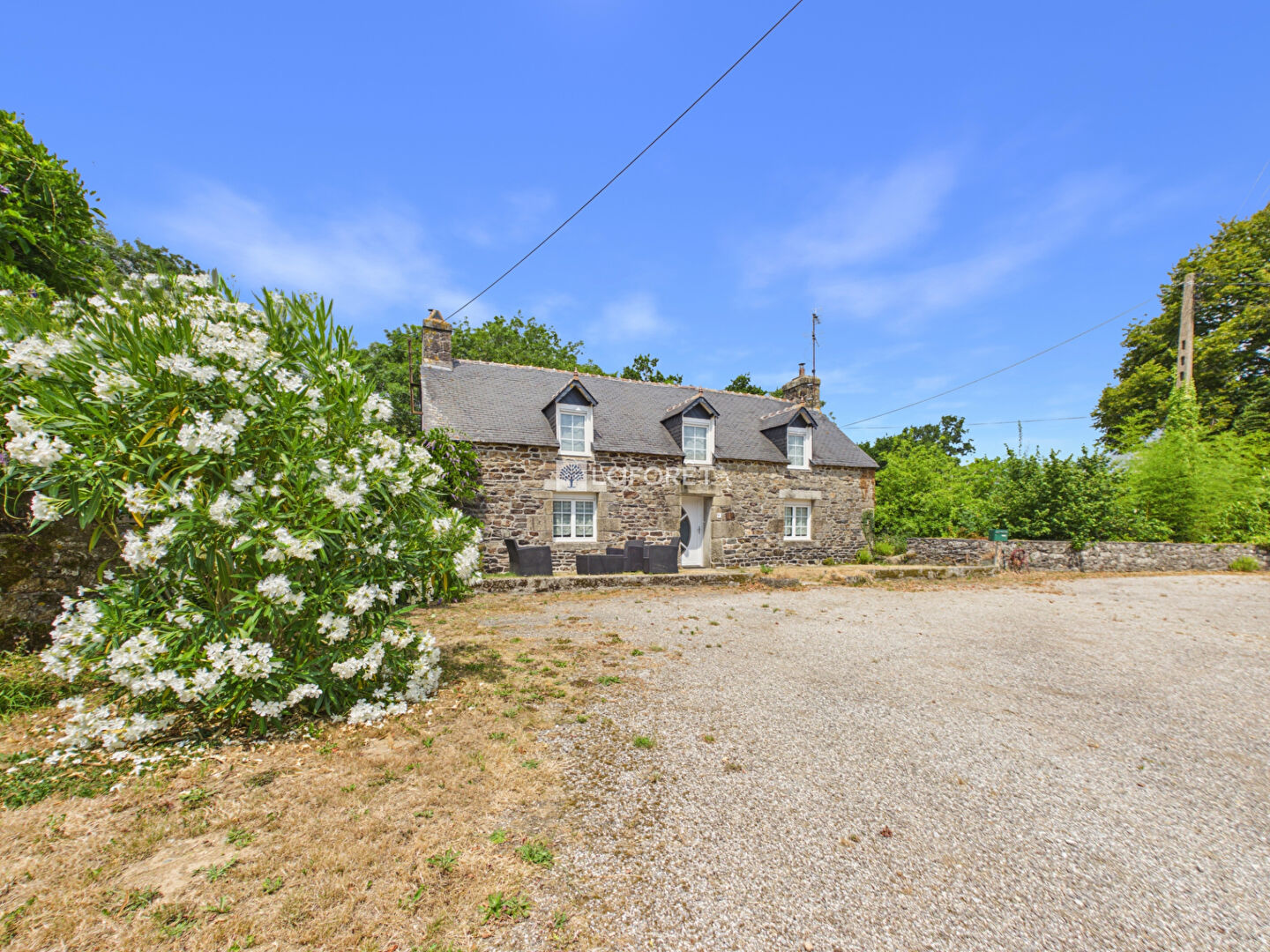 MAISON LANDREVARZEC - 10 pièce(s) - 216 m2