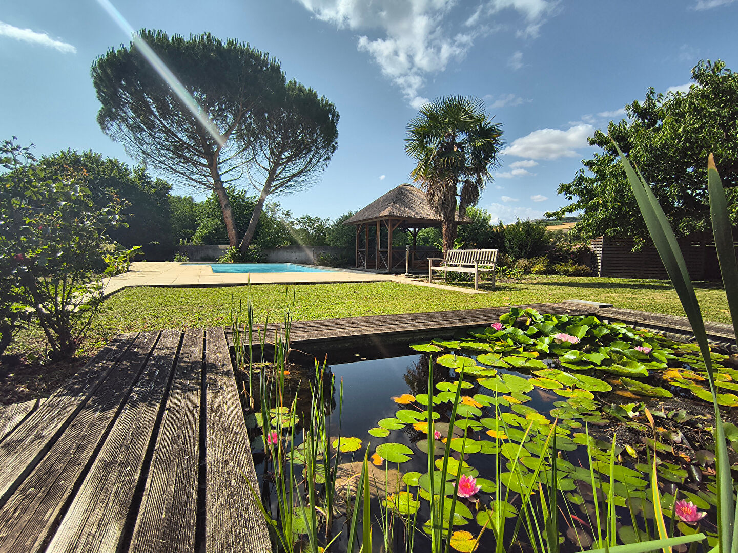 Maison Tallende 9 pièce(s) 192.09 m2