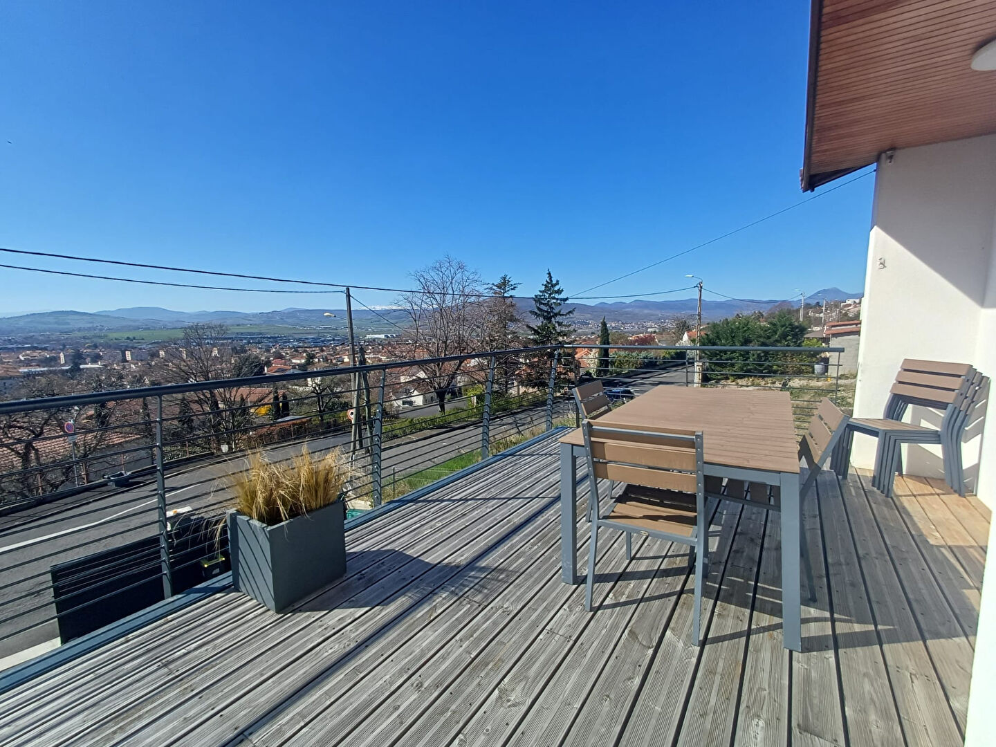 Maison Cournon D Auvergne 7 pièce(s) 165 m2