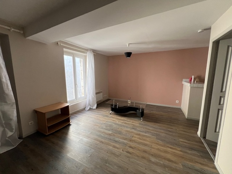 Photo Studio Aiguillon 1 pièce image 2/4