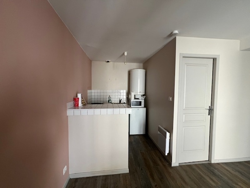 Photo Studio Aiguillon 1 pièce image 3/4