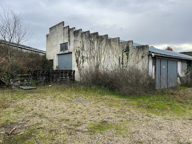 Photo Parking / box Aiguillon image 2/6