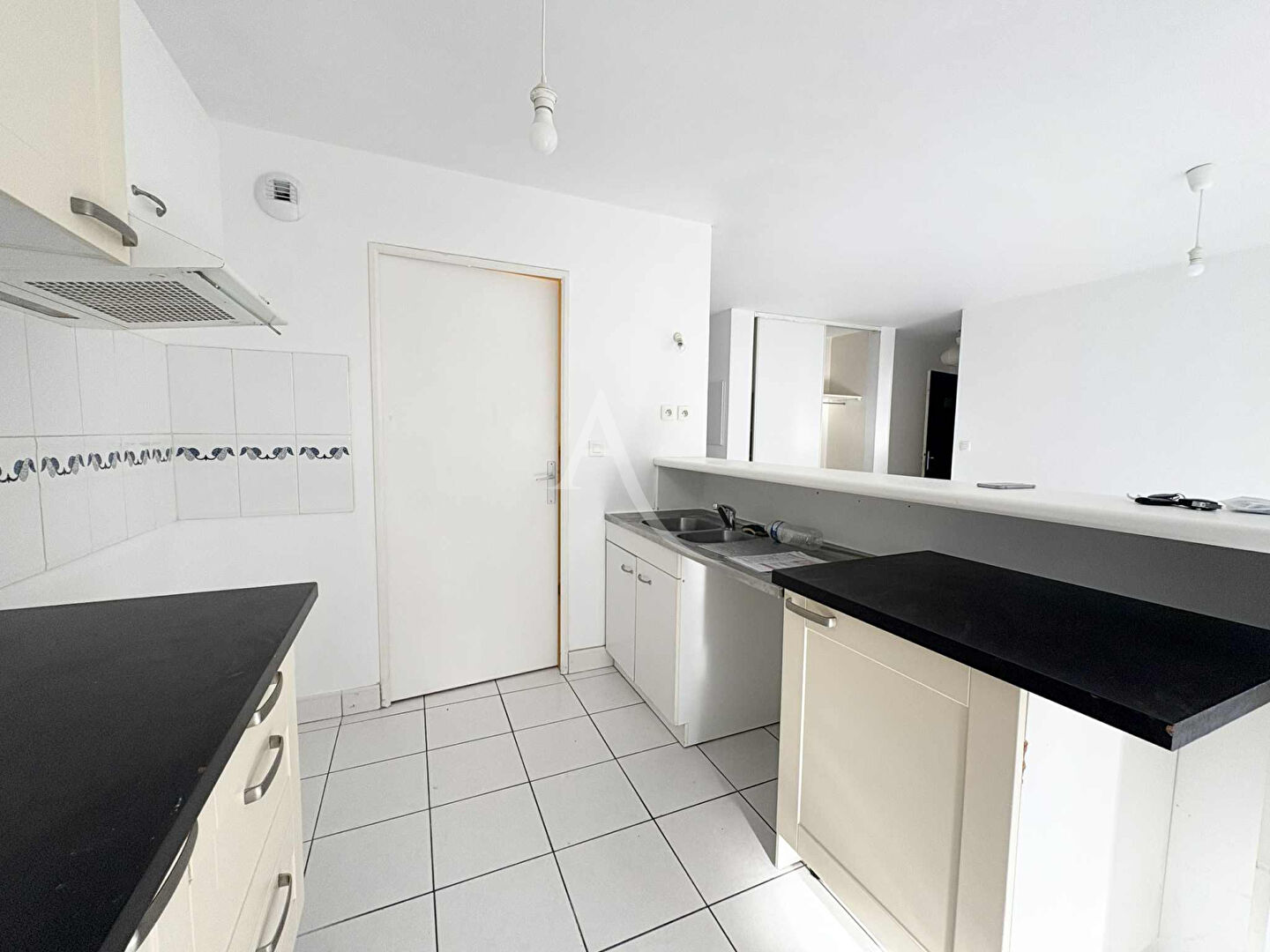 Photo APPARTEMENT T3 NANTES - 76 m2 image 3/6