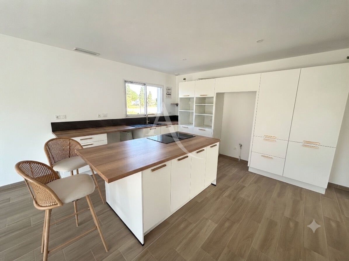 House 4 pièces · 87.00 m² à ORNAISONS