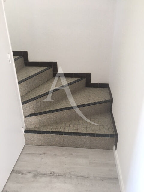 Photo Chambre en COLOCATION meublée au Boupère image 6/6