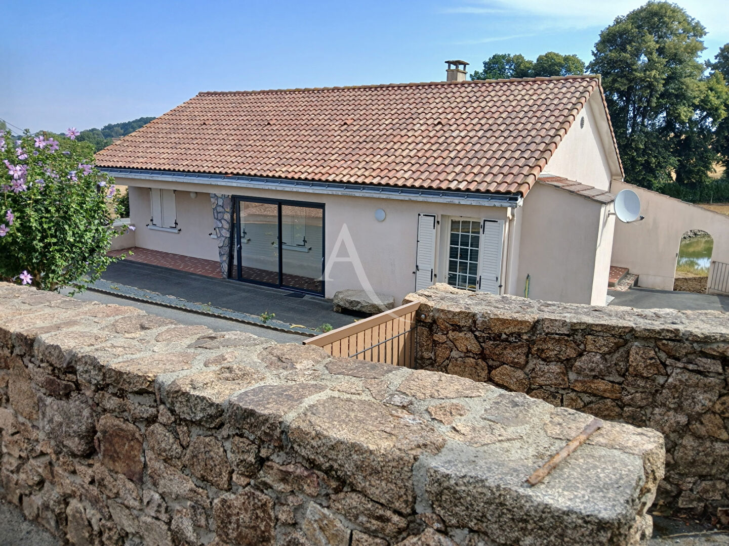 House 6 pièces · 112.00 m² à POUZAUGES