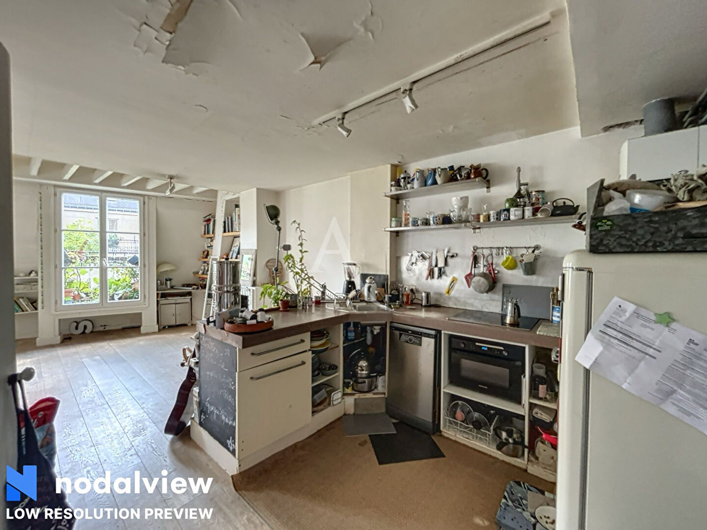 Photo Duplex 4 pièces dernier étage - Jourdain/Place des rigoles image 2/6