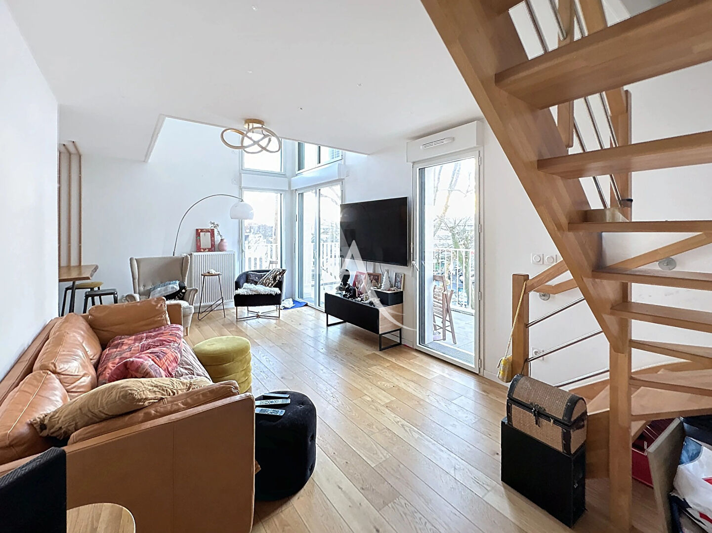 Photo Duplex 5 pièces 93m2 avec balcon - Romainville image 2/6