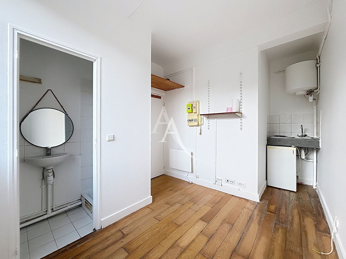 Photo Studette plein sud 9.57 m2 - Rue des Solitaires - JOURDAIN image 3/3