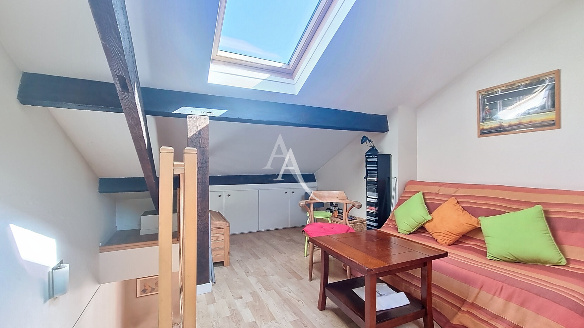 Photo DERNIER ETAGE - Duplex 3 Pièces dans l'ancien image 4/5