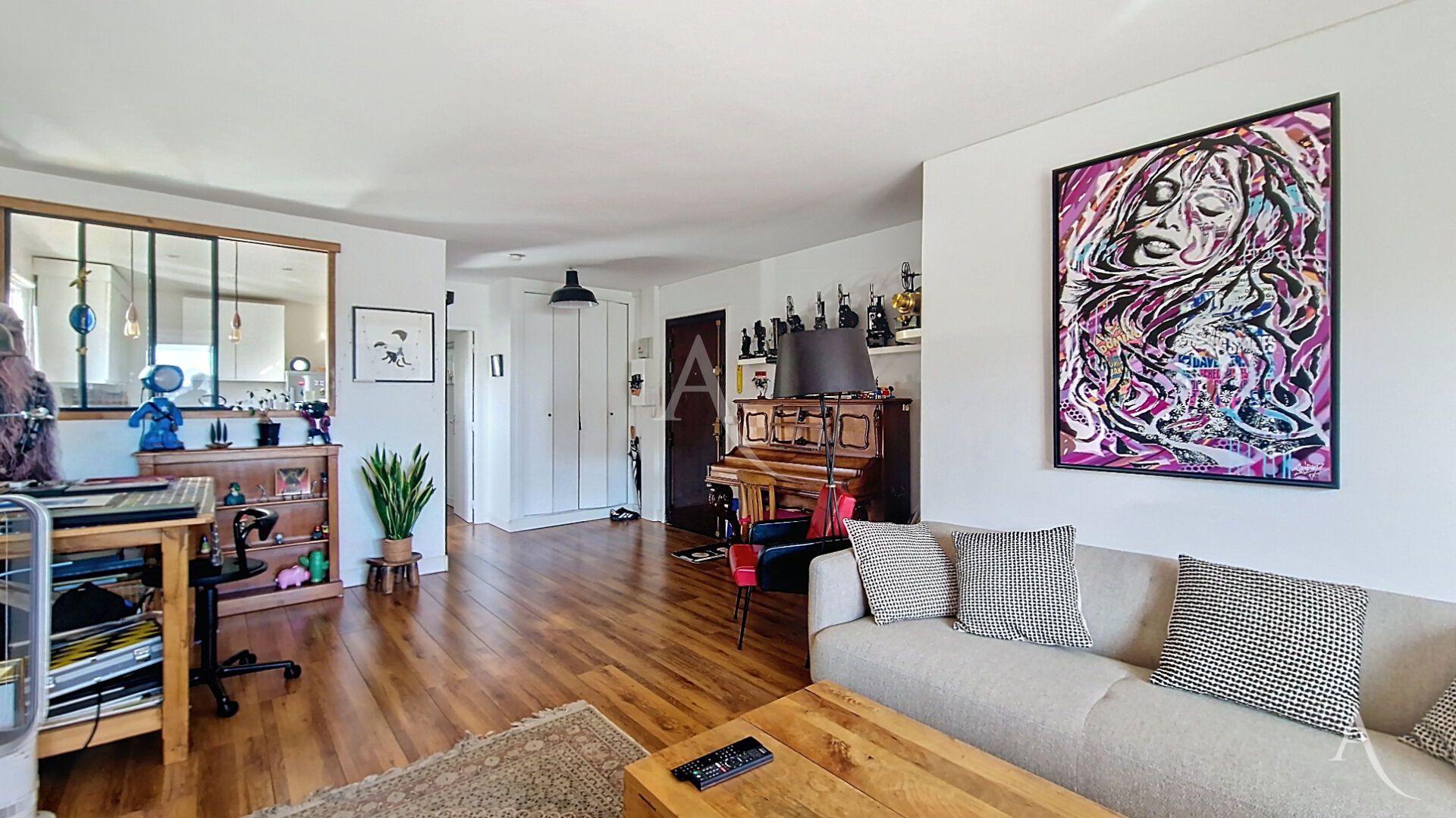 Photo Charmant 3 pièces, calme et vue dégagée ! image 2/6