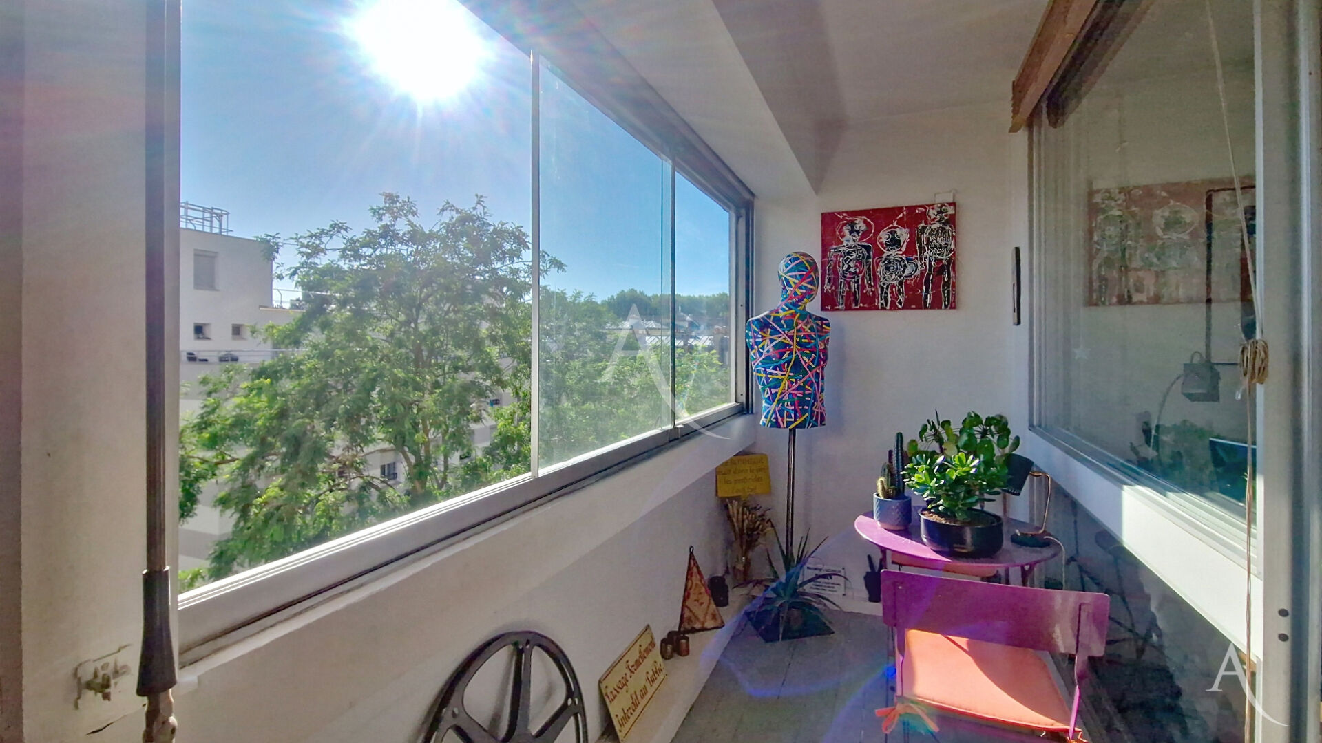 Photo Charmant 3 pièces, calme et vue dégagée ! image 3/6