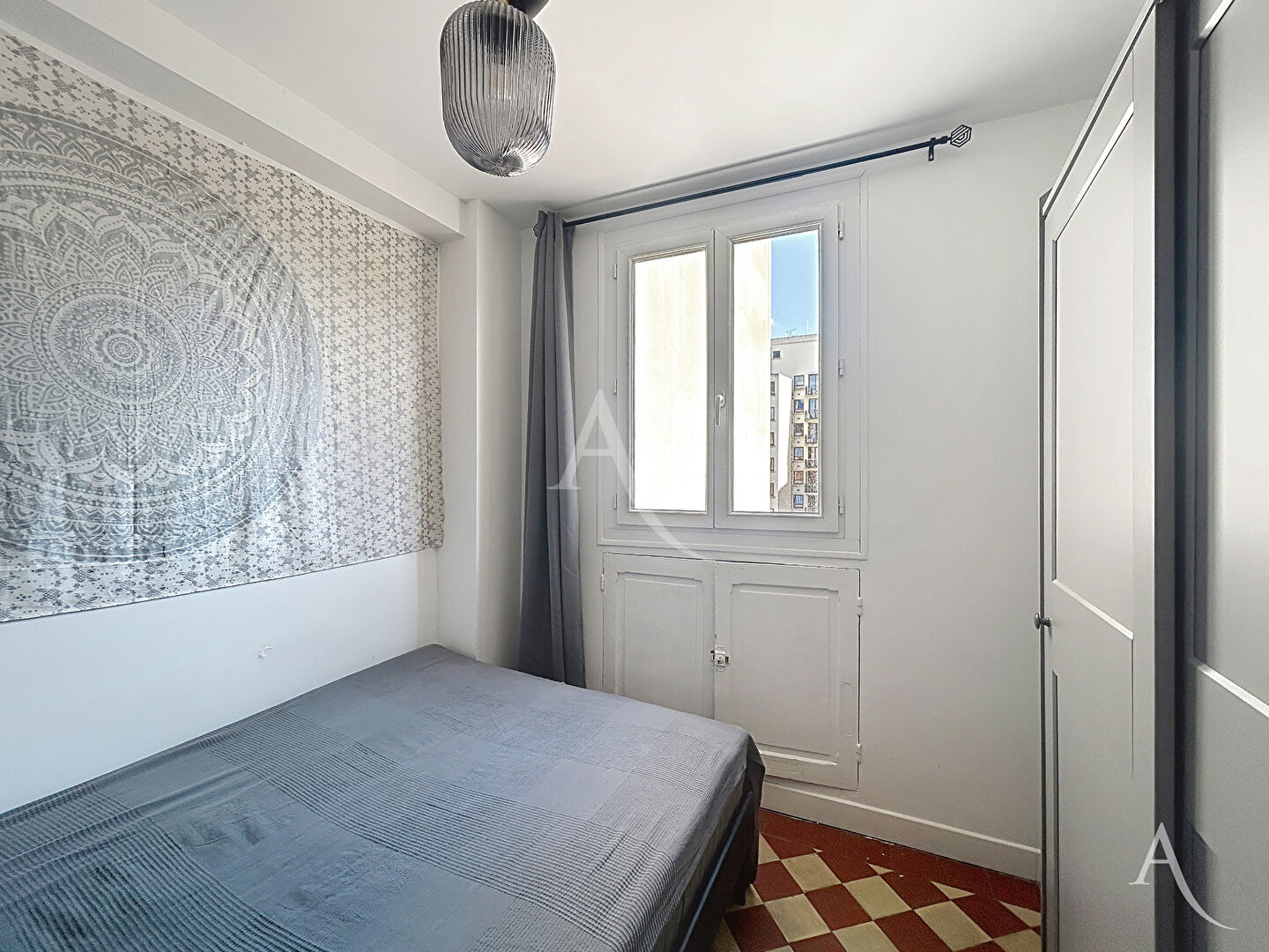 Photo Charme de l'ancien et calme au coeur de Gambetta ! Un bien rare à découvrir ! image 3/4