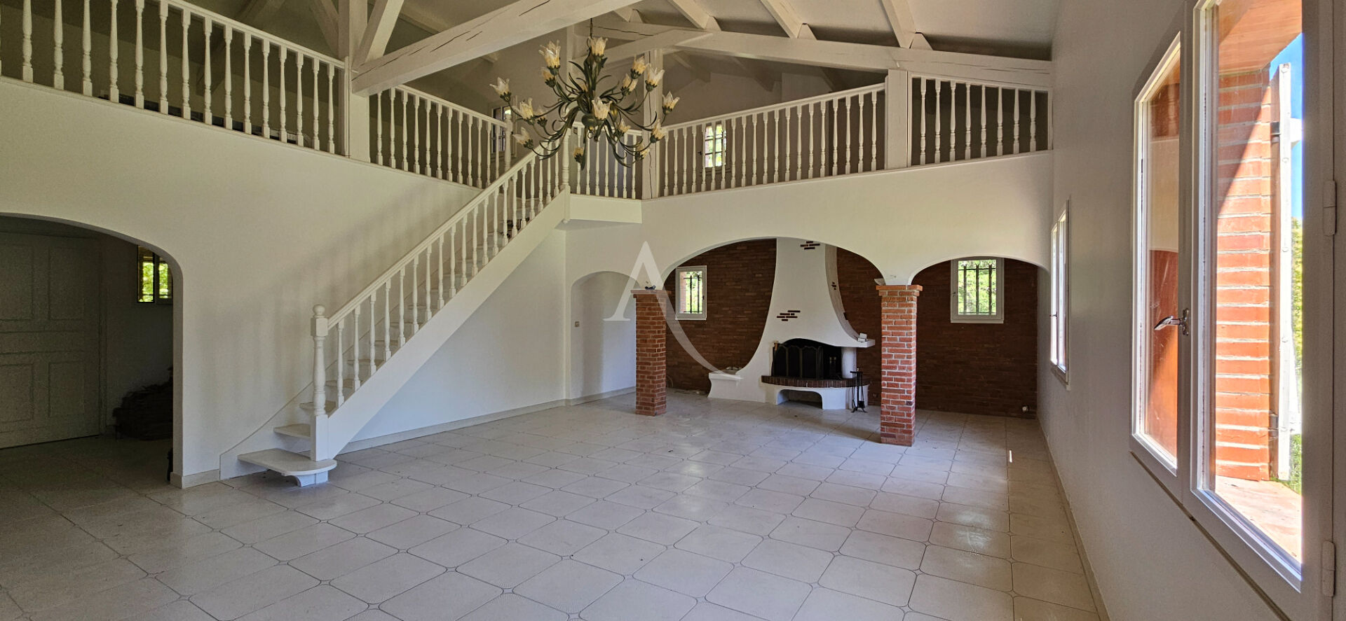 Agence immobilière de L'ADRESSE CARE IMMOBILIER - L'ADRESSE CARE IMMOBILIER
