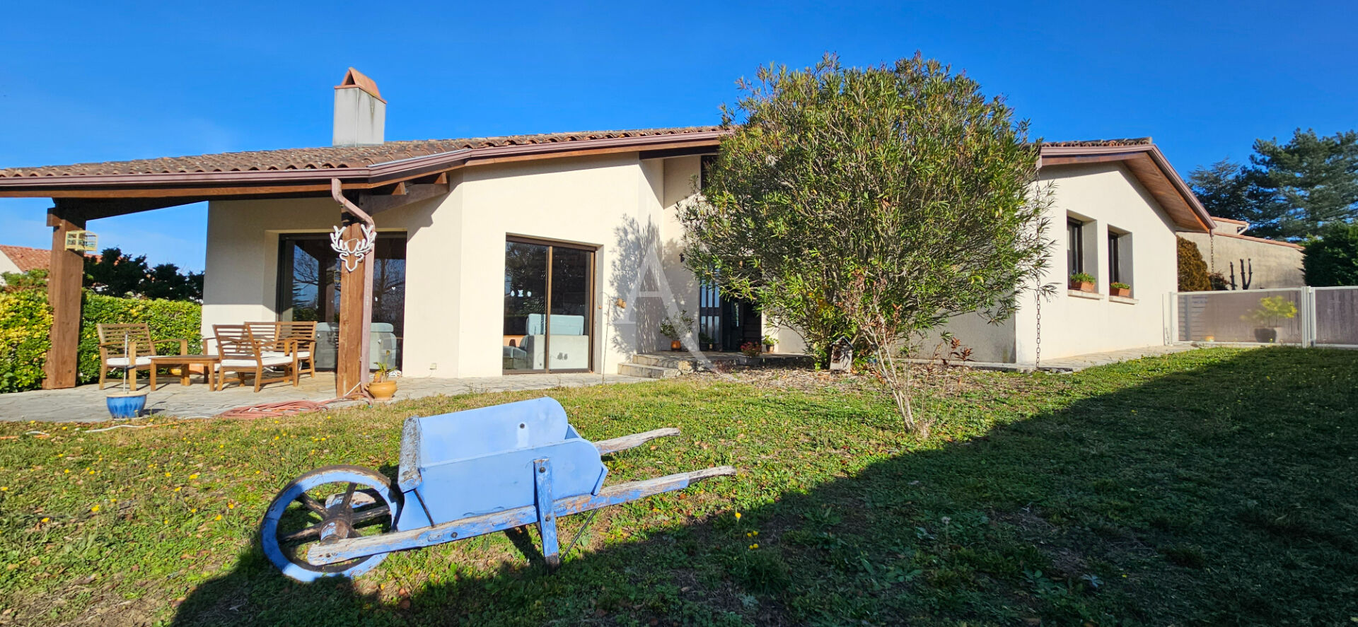 Agence immobilière de L'ADRESSE CARE IMMOBILIER - L'ADRESSE CARE IMMOBILIER