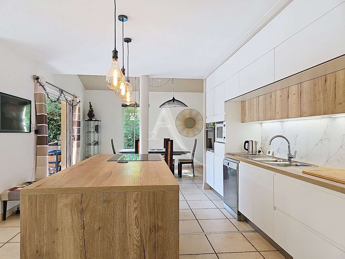 Agence immobilière de L'ADRESSE CARE IMMOBILIER - L'ADRESSE CARE IMMOBILIER