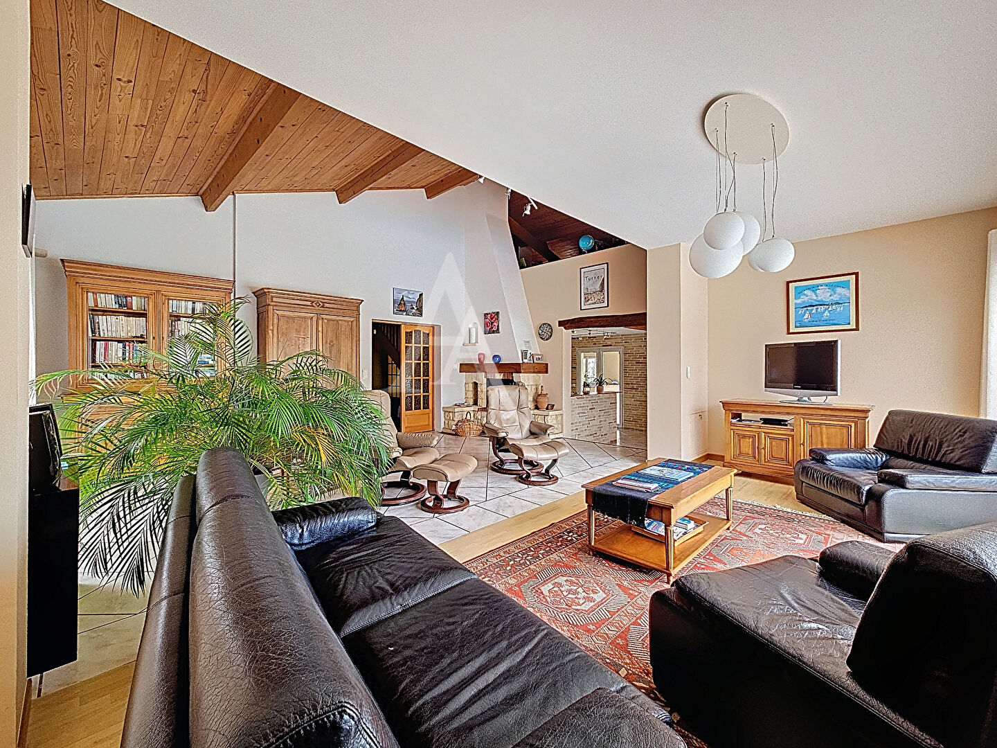 Agence immobilière de L'ADRESSE CARE IMMOBILIER - L'ADRESSE CARE IMMOBILIER