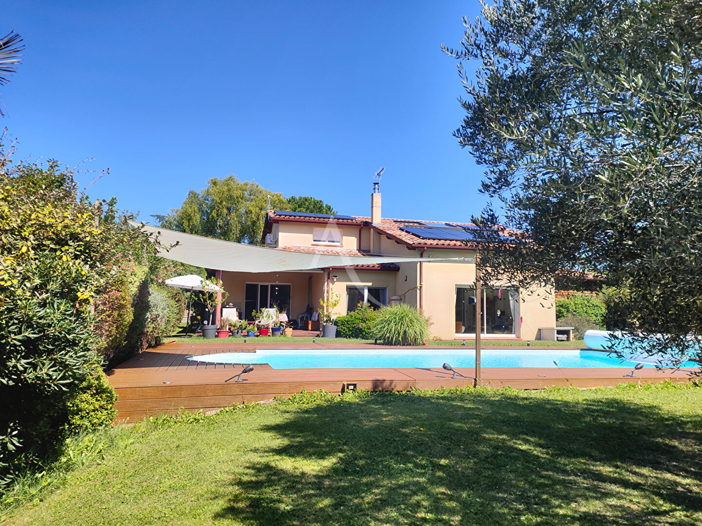 Agence immobilière de L'ADRESSE CARE IMMOBILIER - L'ADRESSE CARE IMMOBILIER