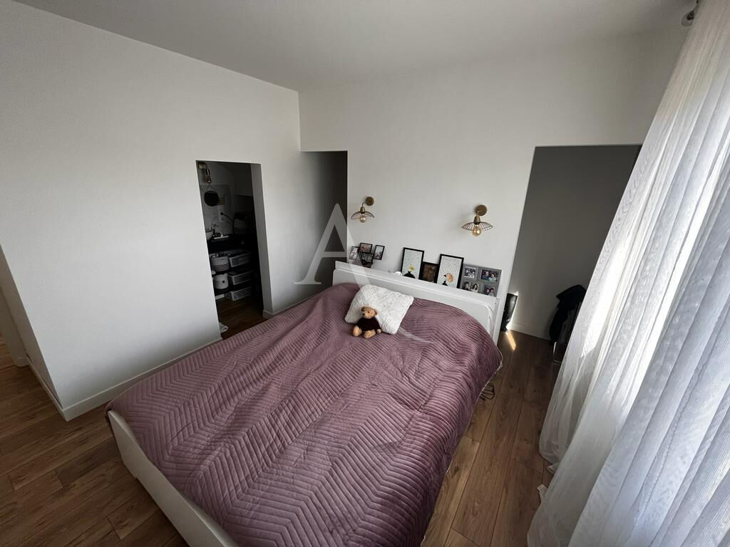 Photo Grande maison de 197m² avec 6 chambres sur la commune de Rabastens ! image 4/6