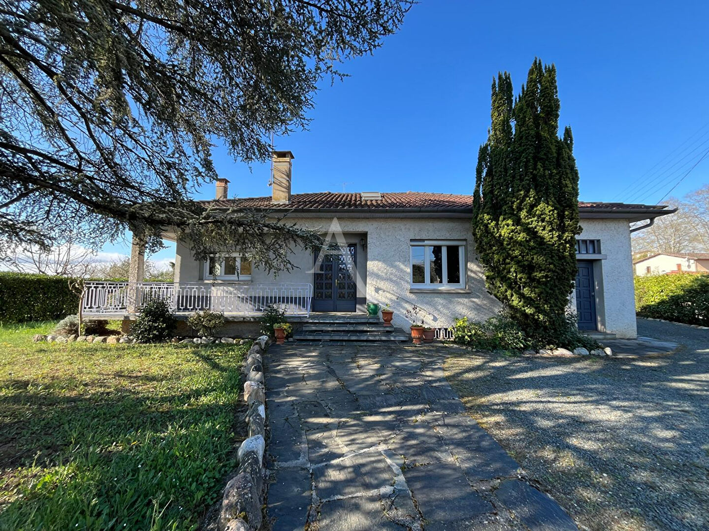 Photo Grande maison de 173m² avec 5 chambres sur la commune de Rabastens ! image 1/6