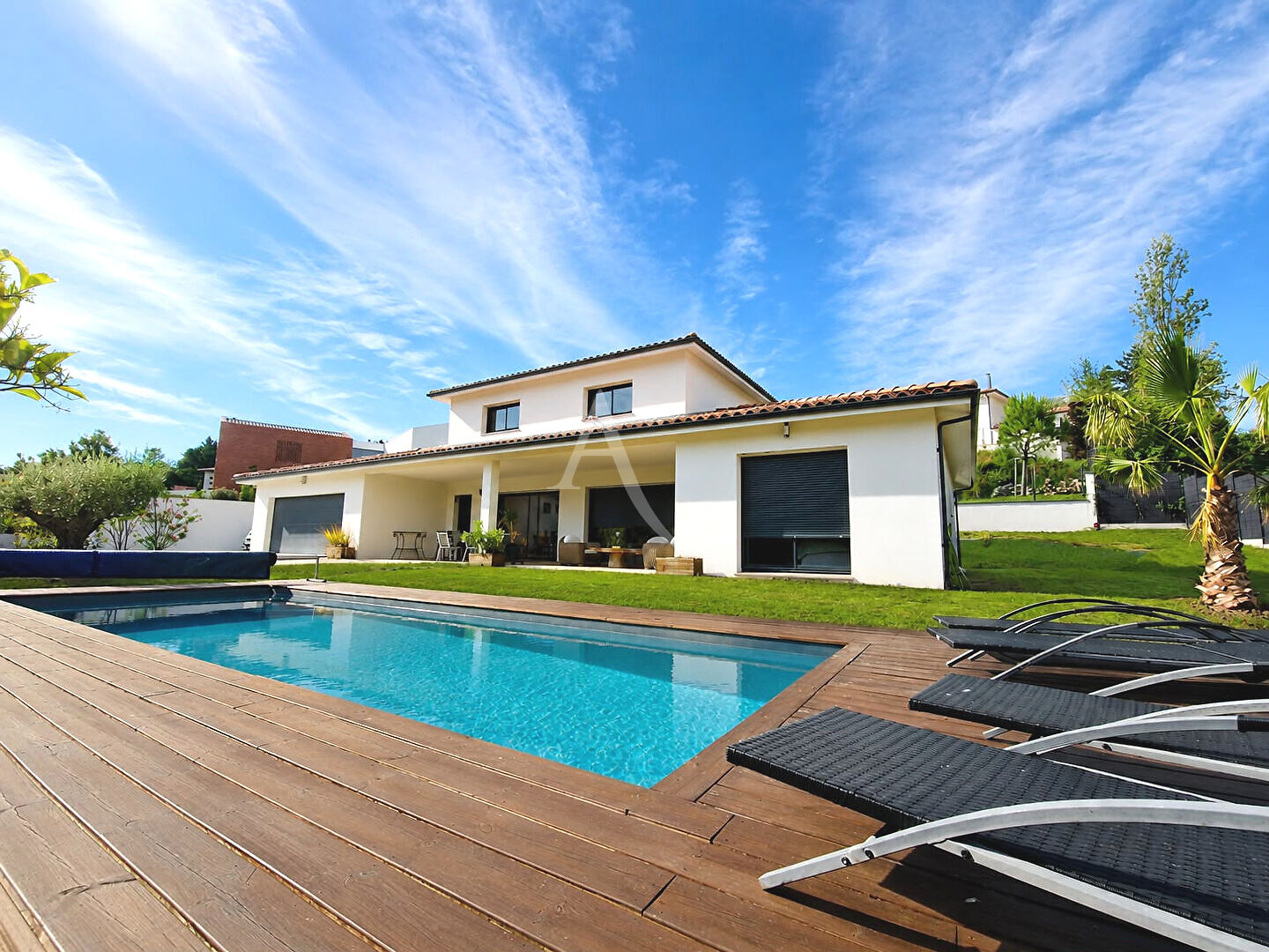 Agence immobilière de LES PORTES DE L'IMMOBILIER - Les portes de l'immobilier
