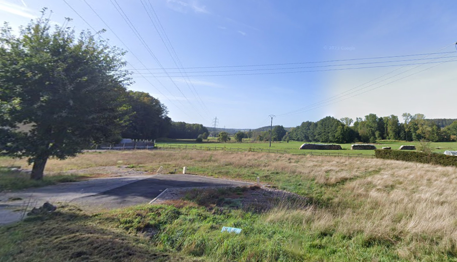 Photo Terrain constructible de 618 m2 image 5/5