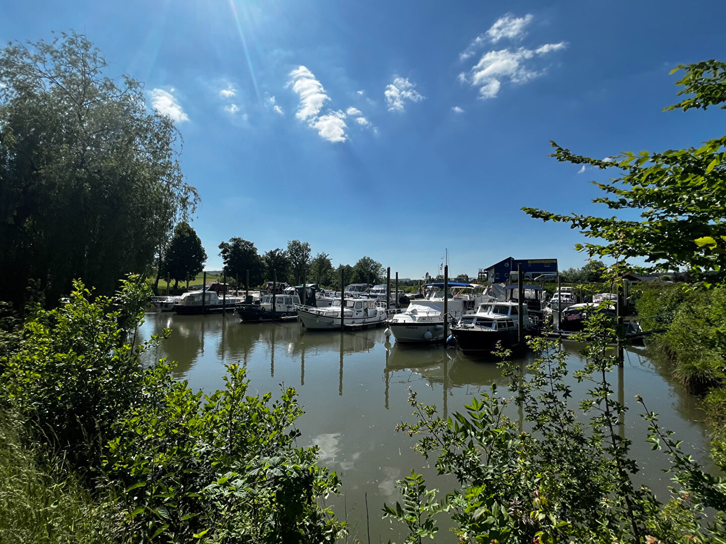 Photo Murs et Fonds de commerce en restauration image 4/6