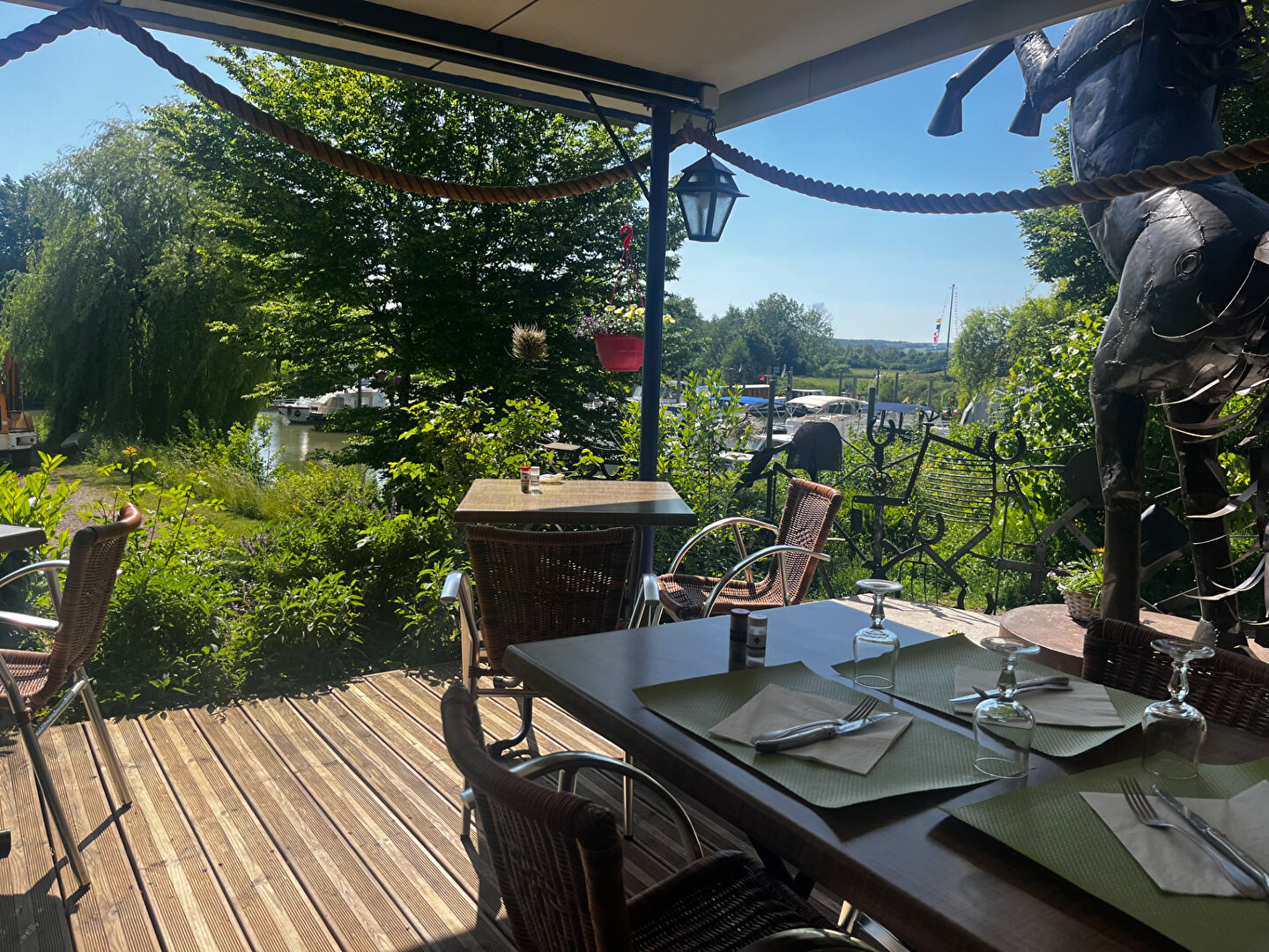 Photo Murs et Fonds de commerce en restauration image 6/6