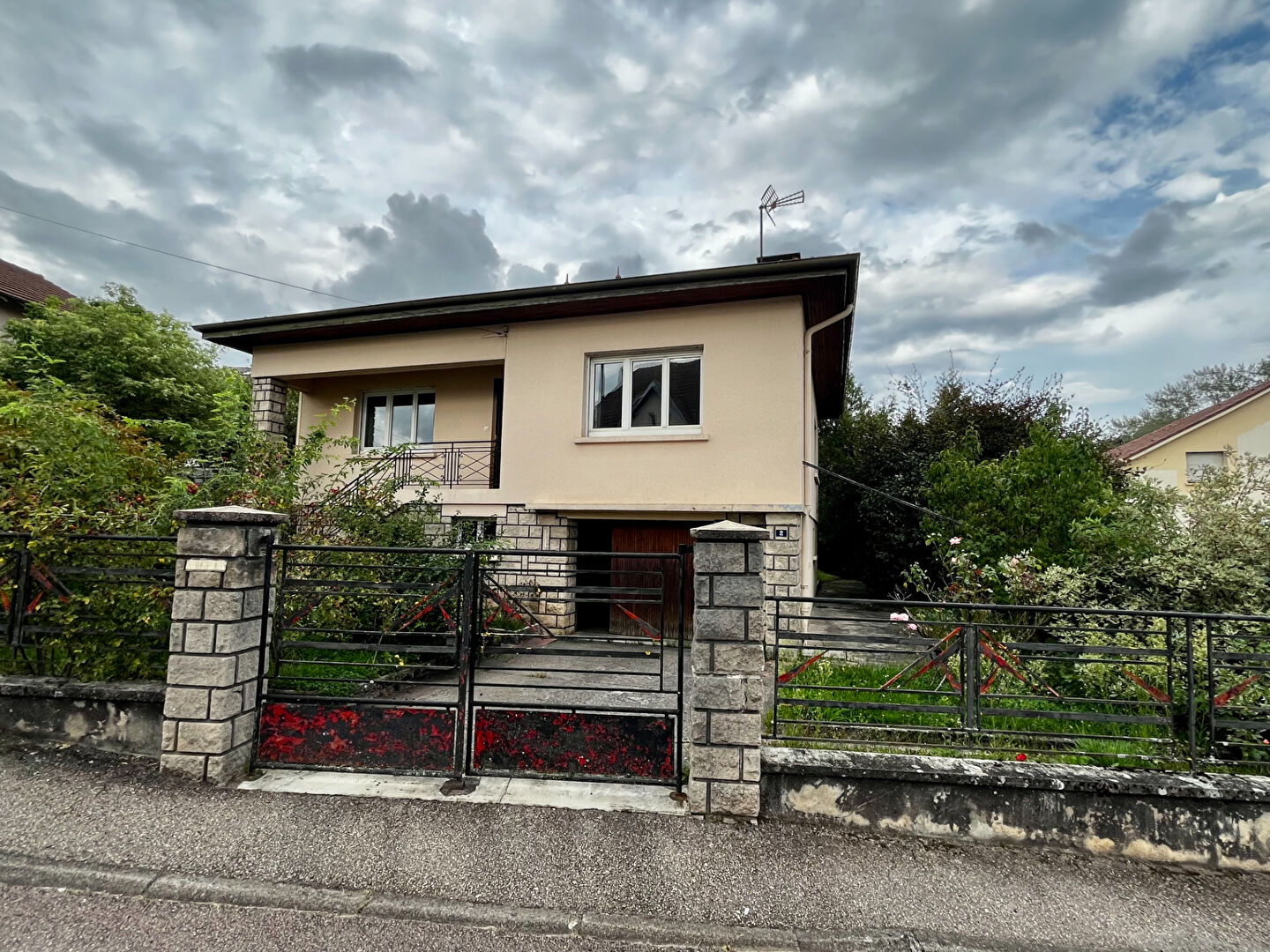 Photo Maison Epinal 4 pièce(s) 95 m2 image 1/6