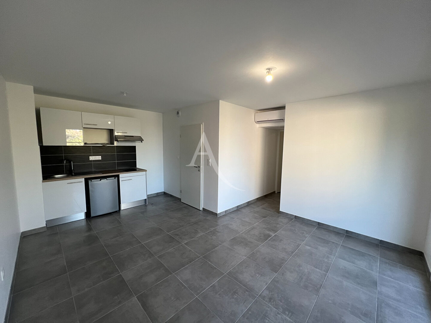 Photo Appartement neuf T2 - Métro La Vache image 1/6