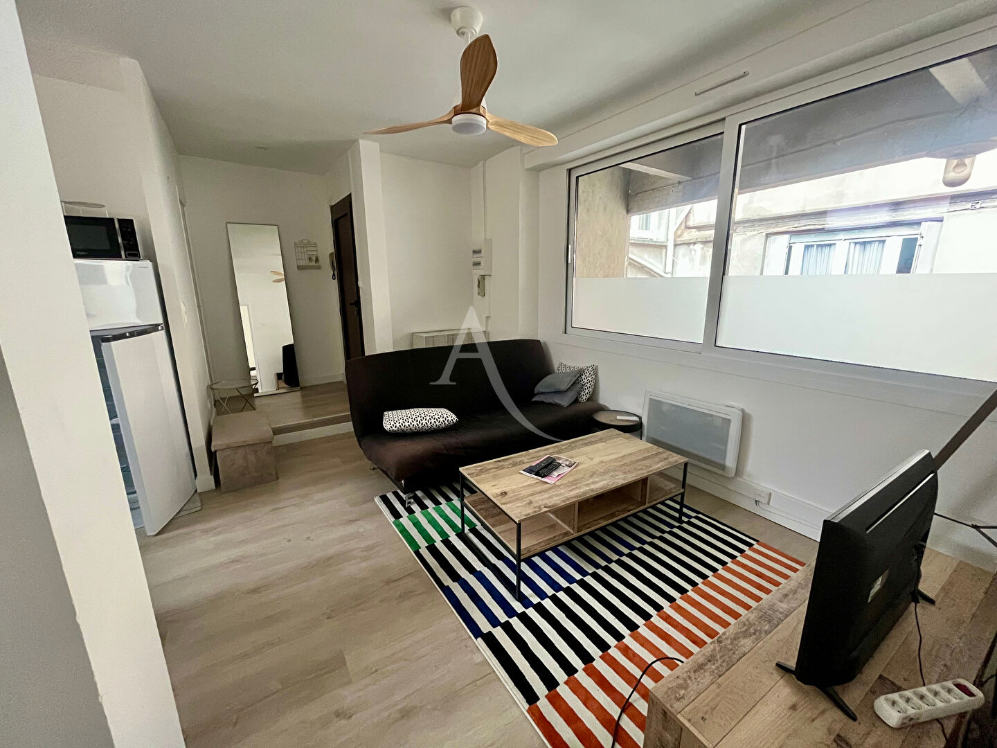 Agence immobilière de 
 LADRESSE TOULOUSE SAINT CYPRIEN - L'ADRESSE TOULOUSE ST CYPRIEN 
