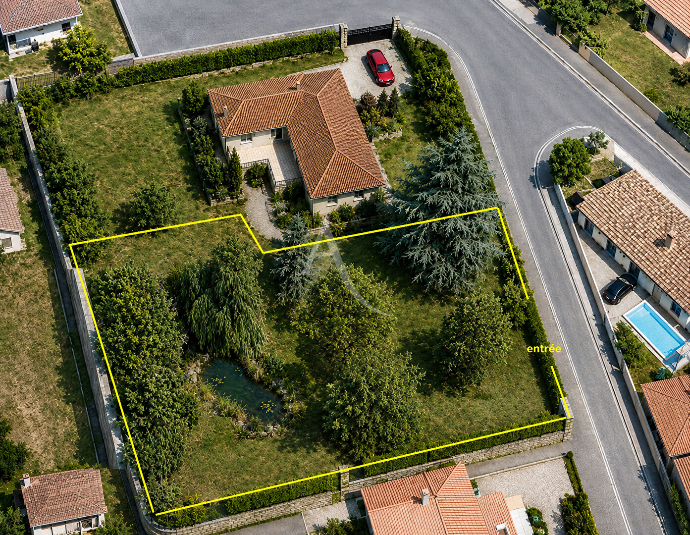 Agence immobilière de 
 LADRESSE TOULOUSE SAINT CYPRIEN - L'ADRESSE TOULOUSE ST CYPRIEN 
