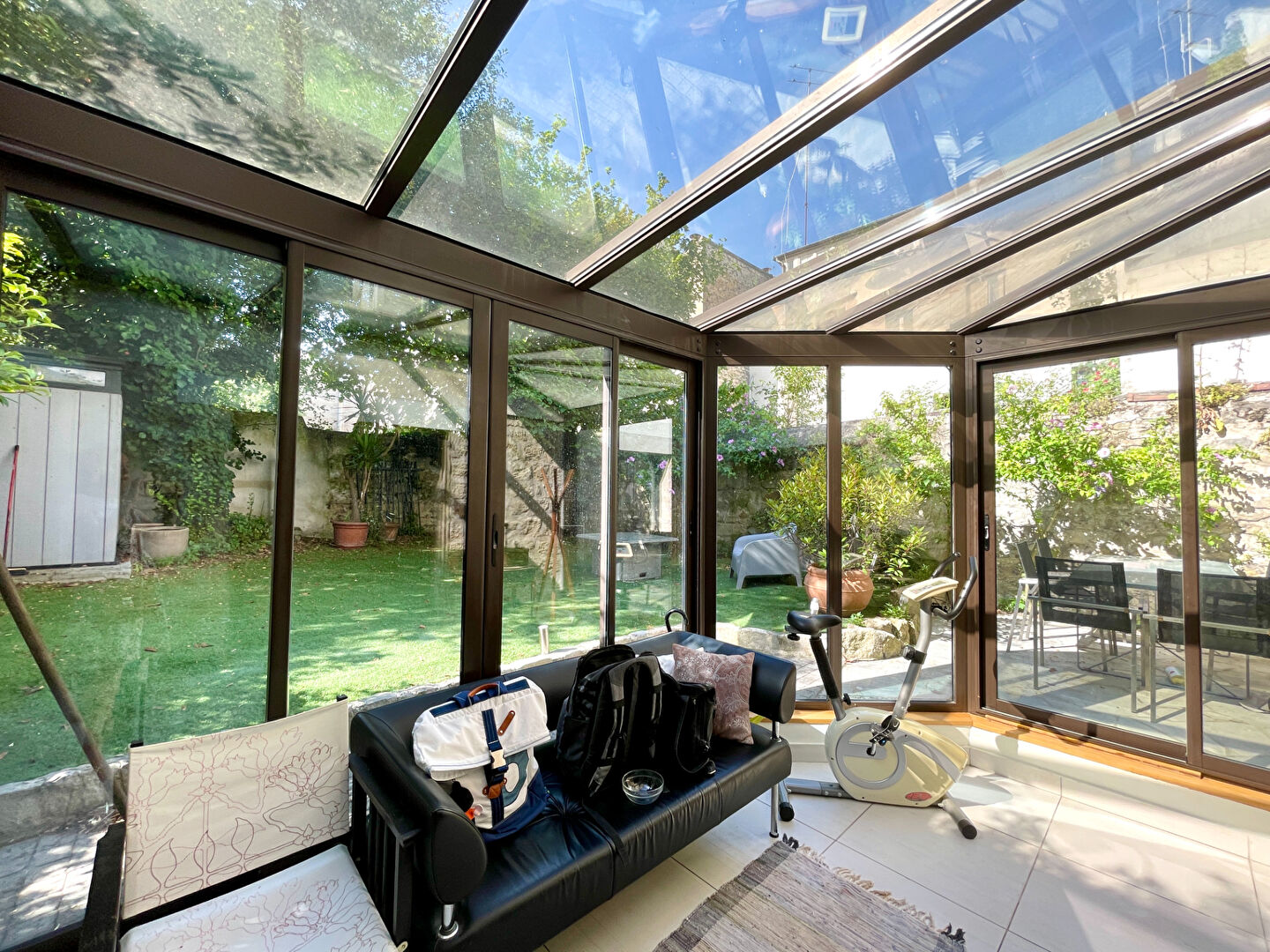 Agence immobilière de L'ADRESSE VALÉRIE IMMOBILIER