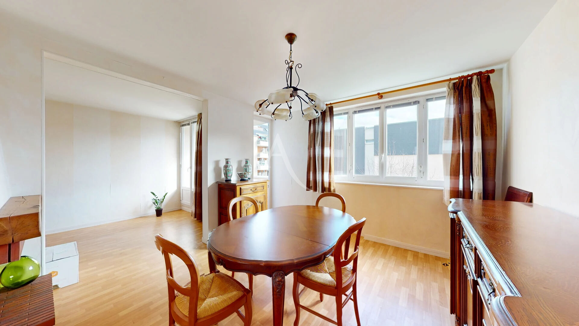 Agence immobilière de L'ADRESSE VALÉRIE IMMOBILIER