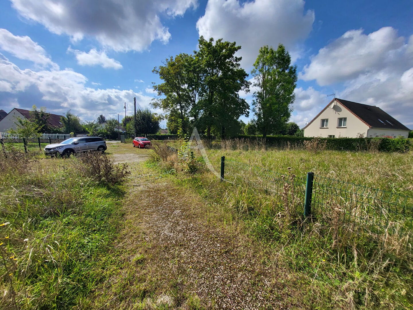 Terrain plat de 554 m² à vendre à MOUSSEAUX LES BRAY-77480
