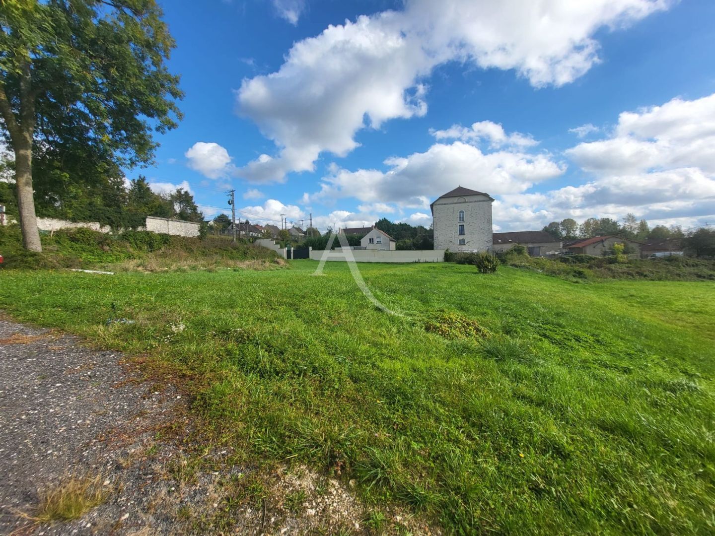 Photo VERNOU LA CELLE SUR SEINE -77670 : terrain commercial de 24 000 m² à vendre image 6/6