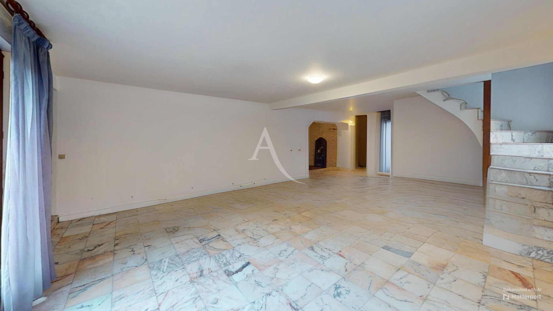 Photo Deux maisons en une : charme & volumes exceptionnels image 3/6