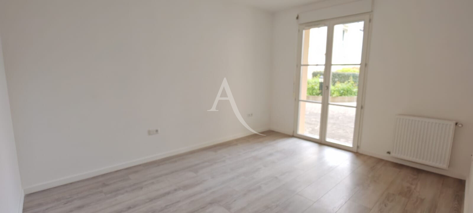 Photo F2 LA CHAPELLE EN SERVAL image 4/5