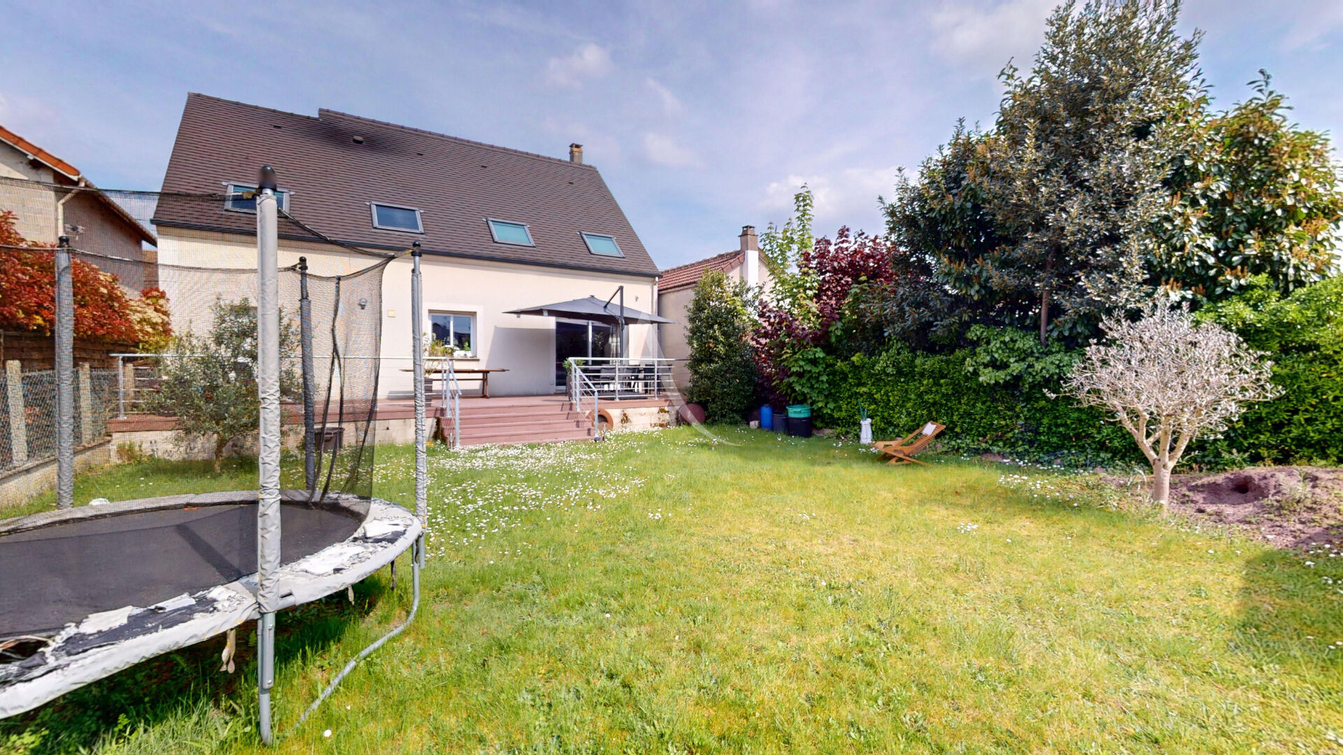 Maison individuelle familiale environ 160m2 - Vert-Galant - 6 pièces, 4 chambres -