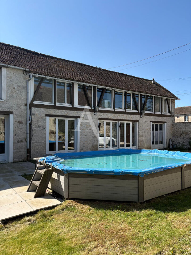 Photo Maison 5 pièce(s) 207 m2 + maison secondaire 70 m2 image 4/6