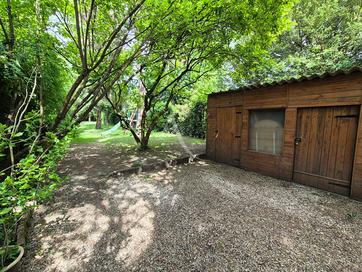 Photo Maison familiale avec 600m² de jardin ! image 3/6